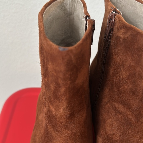 Gianni Bini cognac suede booties size 8.5 - Picture 6 of 7